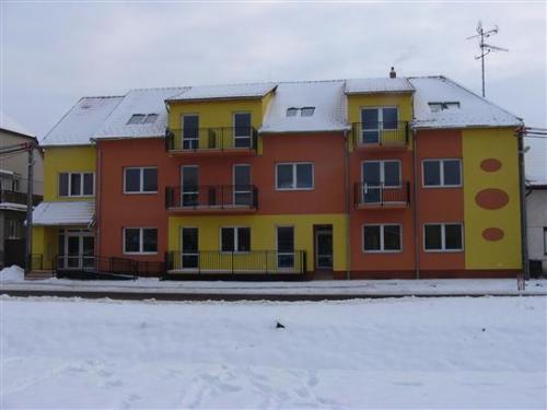 Bytový dům s&nbsp;podporovanými byty pro&nbsp;seniory vybudovaný s&nbsp;podprou MMR ČR v&nbsp;r. 2010